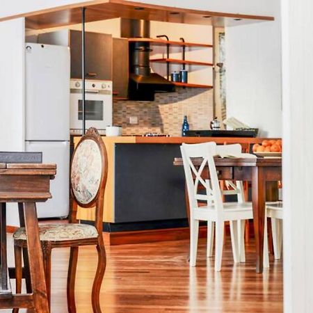 Pagano & Cenacolo Bright Apartment Milan Bagian luar foto
